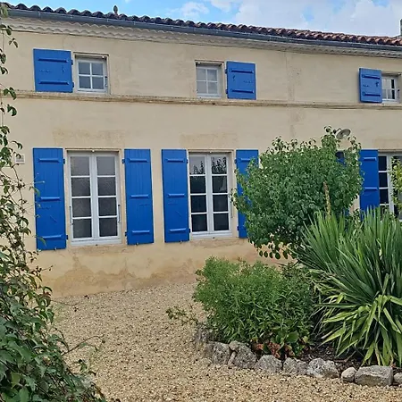 Holiday home Mortafond-l'echappee Douce, Charming Rural Retreat *